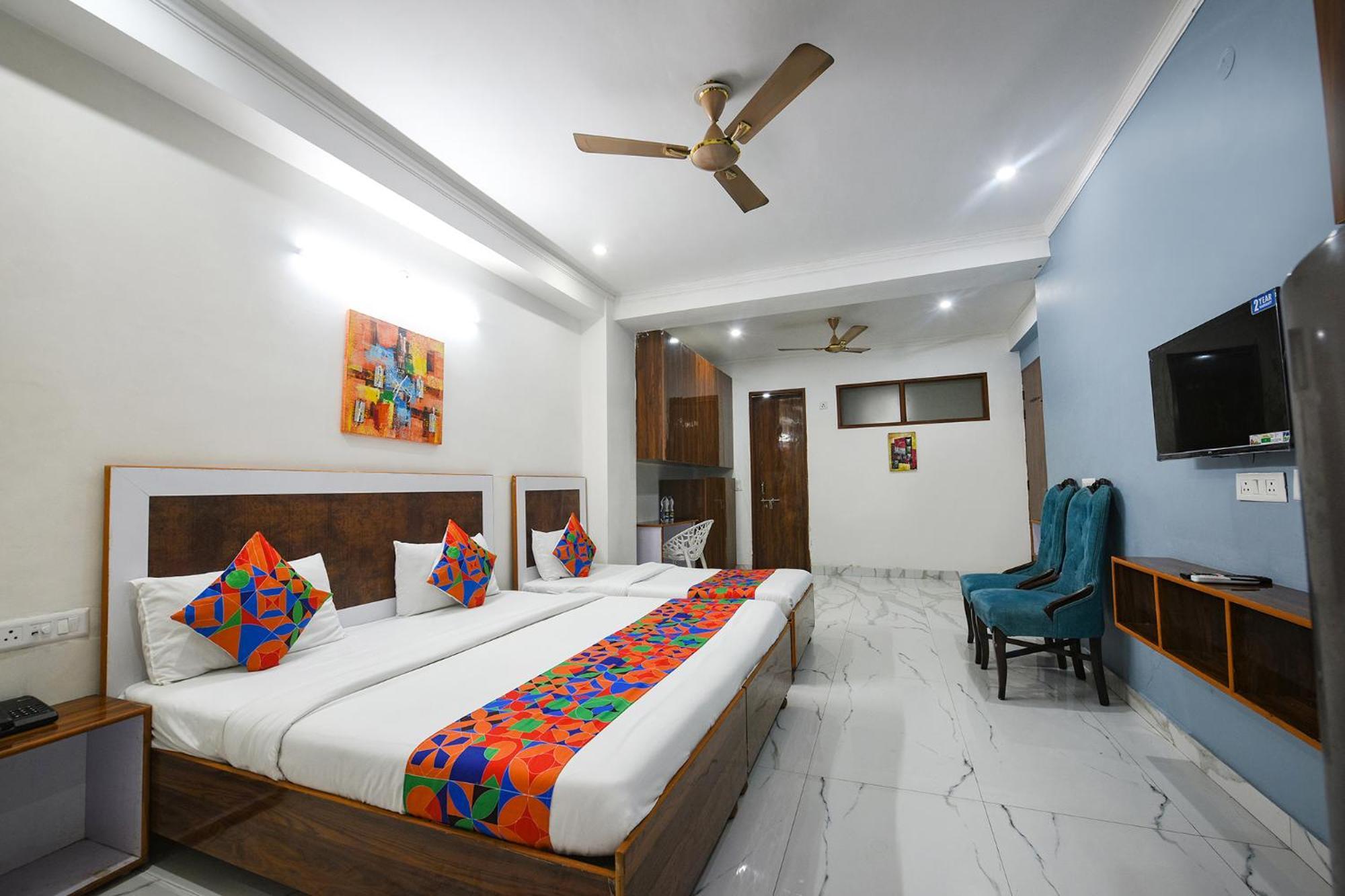 Fabhotel Wonderland Studio Rooms Gurgaon Exteriör bild