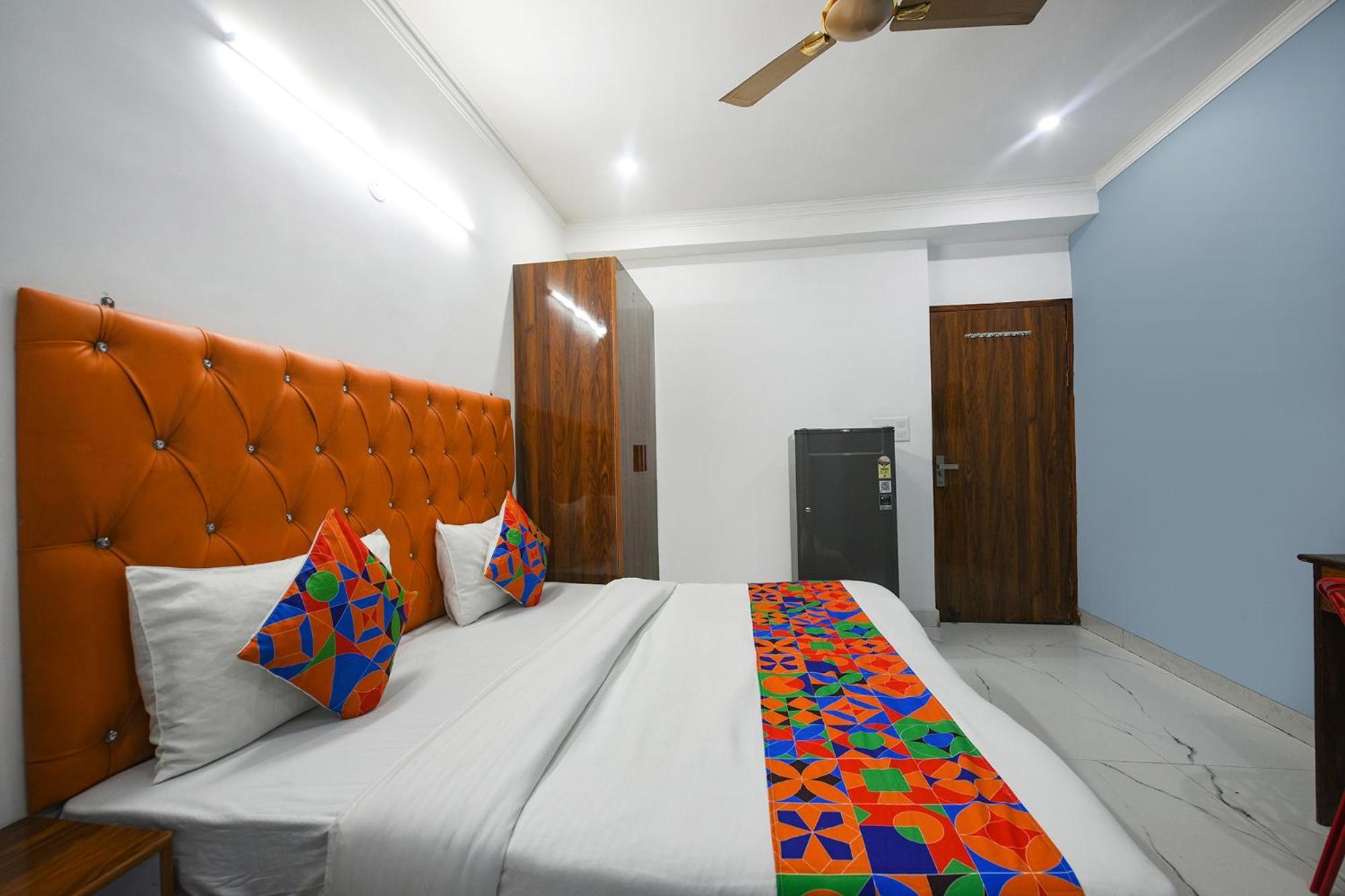 Fabhotel Wonderland Studio Rooms Gurgaon Exteriör bild