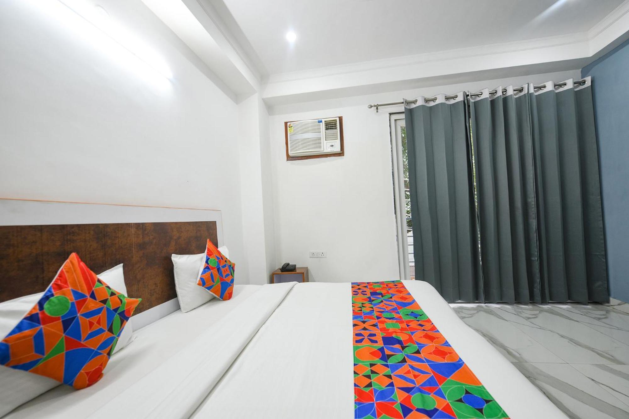 Fabhotel Wonderland Studio Rooms Gurgaon Exteriör bild