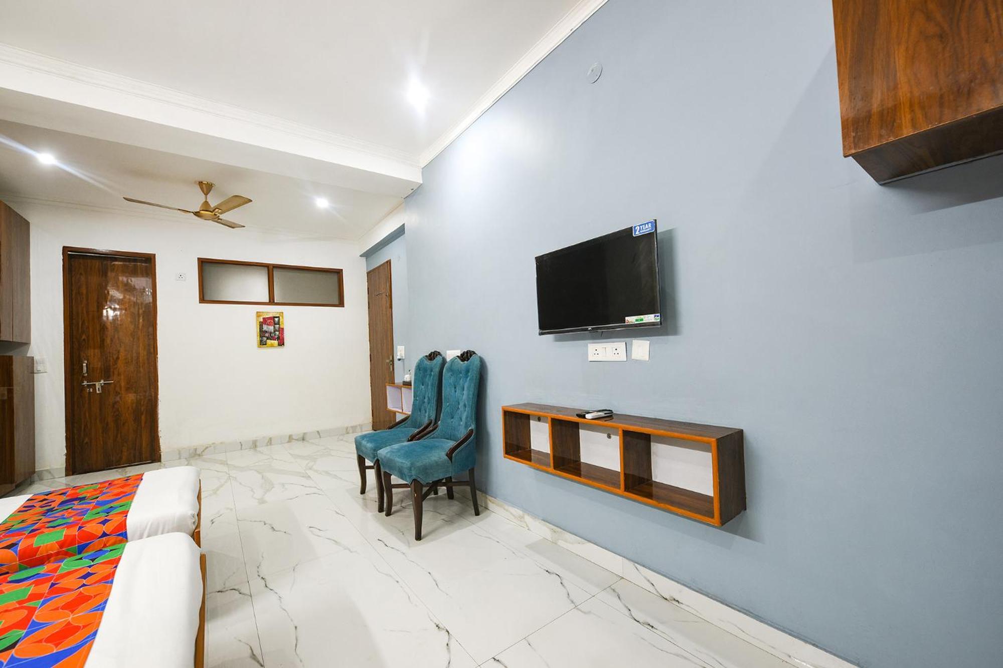 Fabhotel Wonderland Studio Rooms Gurgaon Exteriör bild